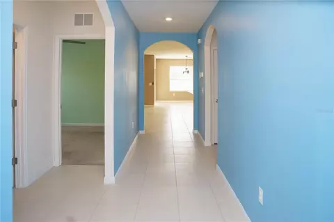 Entry Way - 2614 Greenleaf Ter, Parrish, FL 34219 photo 2 of 4