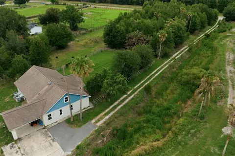 7309 Quail Meadow Rd, Plant City, FL 33565