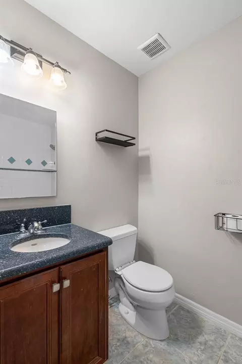 Bath - 11511 Mcmullen Loop, Riverview, FL 33569 photo 4 of 4