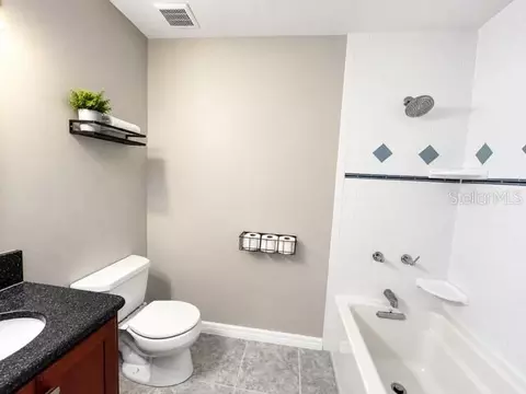 Bath - 11511 Mcmullen Loop, Riverview, FL 33569 photo 3 of 4
