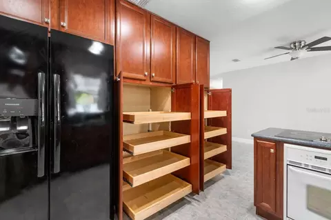 Kitchen - 11511 Mcmullen Loop, Riverview, FL 33569 photo 4 of 5
