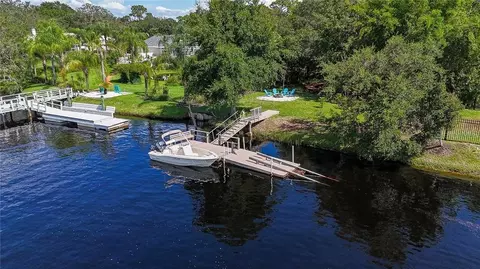 5852 Cachette De Riviera Ct, New Port Richey, FL 34655