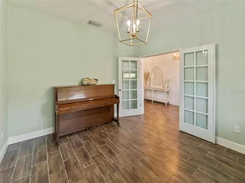 Entry Way - 1220 Florablu Dr, Seffner, FL 33584 photo 3 of 5