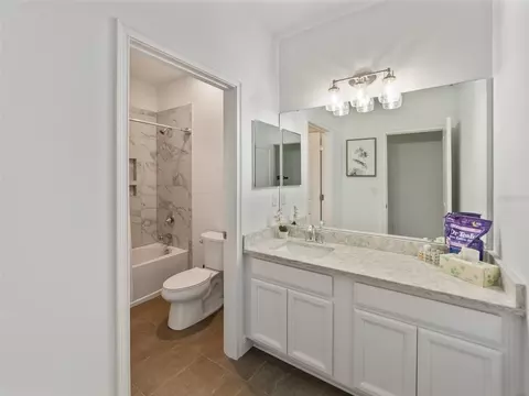 Bath - 1220 Florablu Dr, Seffner, FL 33584 photo 5 of 7