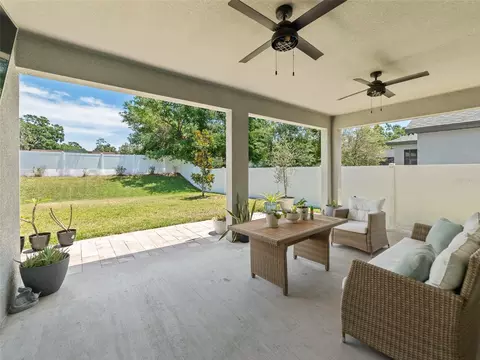 Exterior - 1220 Florablu Dr, Seffner, FL 33584 photo 6 of 13