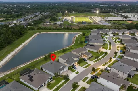 View/Area - 11527 Cedar Valley Dr, Riverview, FL 33569 photo 4 of 11