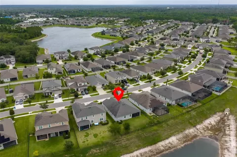 View/Area - 11527 Cedar Valley Dr, Riverview, FL 33569 photo 8 of 11