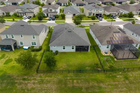 View/Area - 11527 Cedar Valley Dr, Riverview, FL 33569 photo 3 of 11