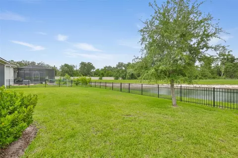 Exterior - 11527 Cedar Valley Dr, Riverview, FL 33569 photo 5 of 10