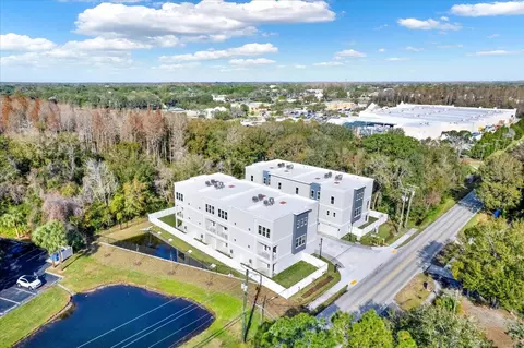3844 Seena Manor Ct, Tampa, FL 33618