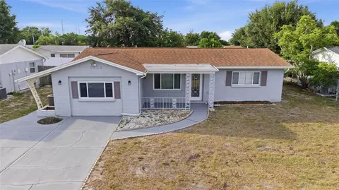 3029 Huntington Rd, Holiday, FL 34691
