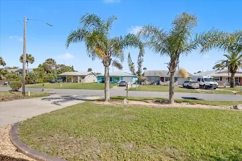 Exterior - 18 Concord Dr, Ormond Beach, FL 32176 photo 3 of 10
