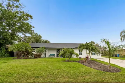 3941 Eden Roc Cir, Tampa, FL 33634