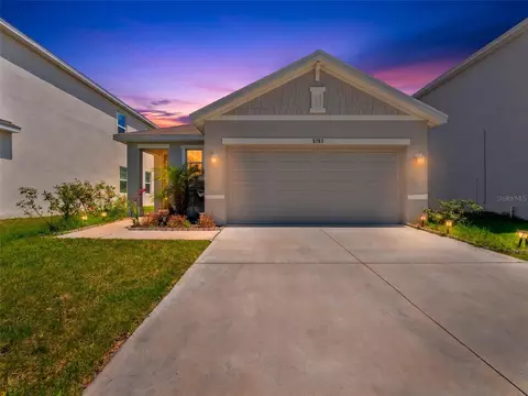 5782 Hollingworth Trl, Wesley Chapel, FL 33545