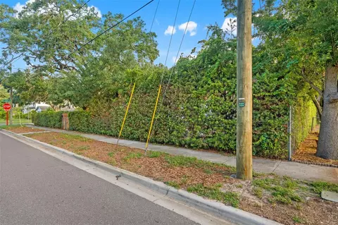 4121 W Palmira Ave, Tampa, FL 33629
