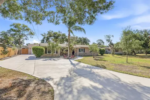 12109 Forest Hills Dr, Tampa, FL 33612