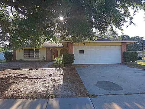 1913 Kings Hwy, Clearwater, FL 33755