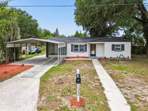 203 Pevetty Dr, Plant City, FL 33563