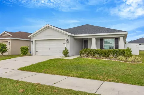 6969 Abbywood Ln, Zephyrhills, FL 33541