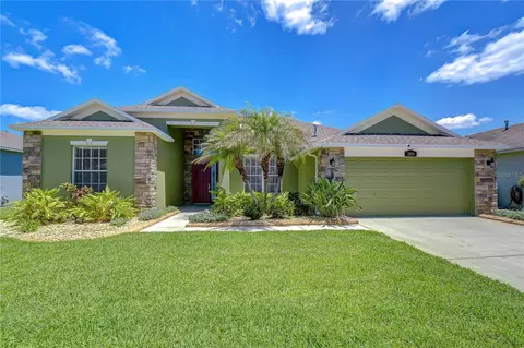2804 Abbey Grove Dr, Valrico, FL 33594
