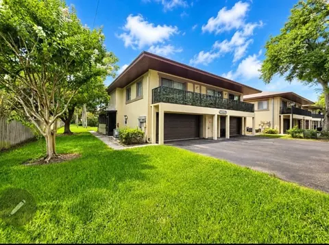 2935 Lichen Ln #C, Clearwater, FL 33760