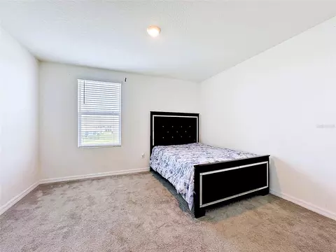 Bedroom - 12142 Mountain Island Trl, Parrish, FL 34219 photo 2 of 6