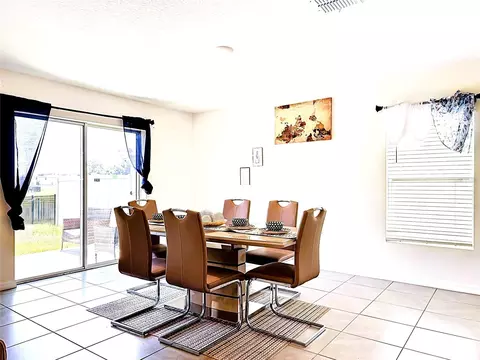 Dining - 12142 Mountain Island Trl, Parrish, FL 34219 photo 3 of 3