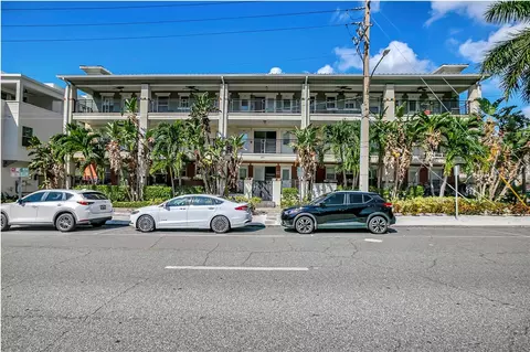 201 6th St S #102, Saint Petersburg, FL 33701