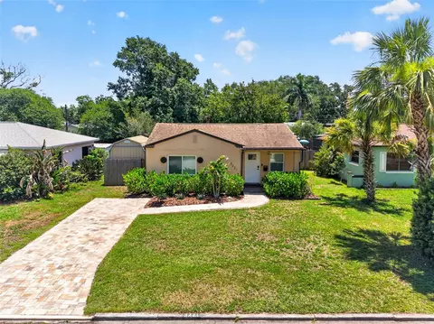 3221 14th St N, Saint Petersburg, FL 33704