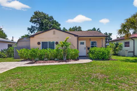 3221 14th St N, Saint Petersburg, FL 33704