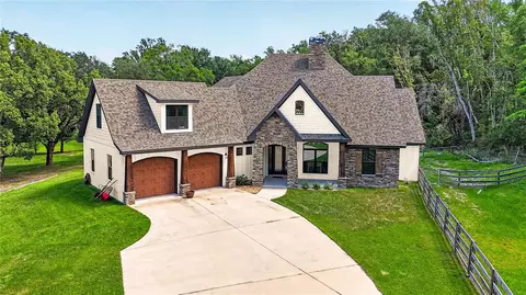 17265 Meadow Bluff Vw, Dade City, FL 33523