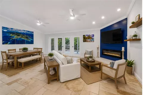 1425 Poinsettia Ave, Tarpon Springs, FL 34689