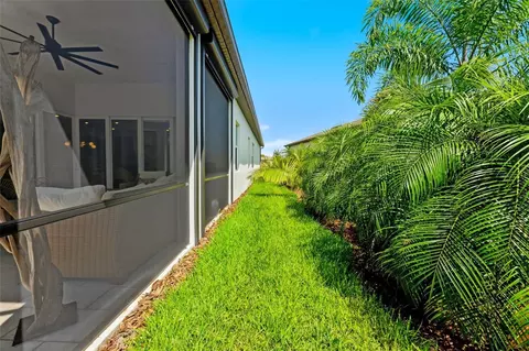 Exterior - 11353 Outrigger Pl, Parrish, FL 34219 photo 15 of 16
