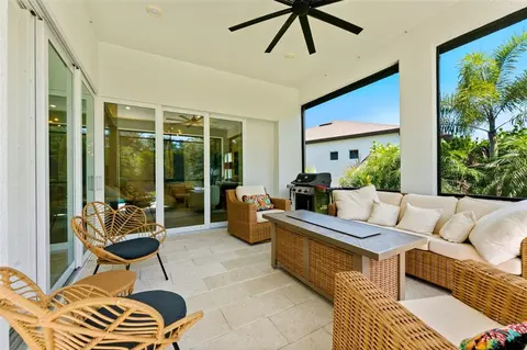 Exterior - 11353 Outrigger Pl, Parrish, FL 34219 photo 6 of 16