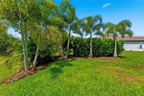 Exterior - 11353 Outrigger Pl, Parrish, FL 34219 photo 14 of 16