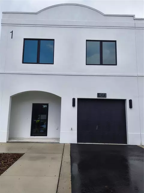 4373 Cambio Gardens Ct, Tampa, FL 33610