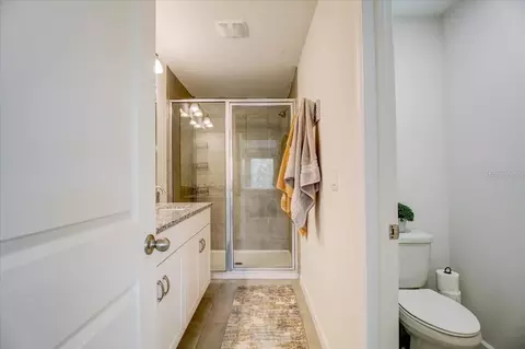 Bath - 10916 Quickwater Ct, Riverview, FL 33569 photo 3 of 5