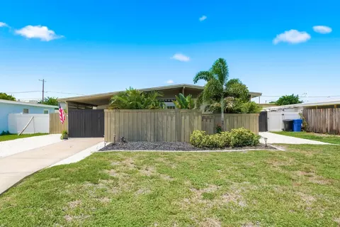 1111 61st Ave N, Saint Petersburg, FL 33703