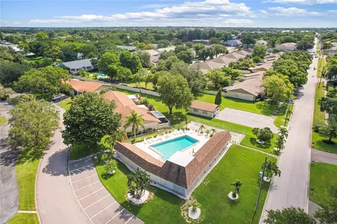 View/Area - 2220 Marshall Dr, Dunedin, FL 34698 photo 2 of 2