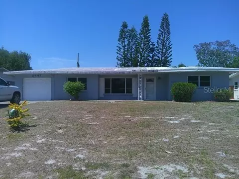 2447 Foster Ln, Sarasota, FL 34239