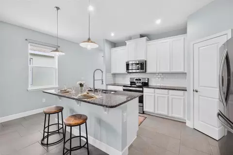 Kitchen - 10945 High Noon Trl, Parrish, FL 34219 photo 1 of 3