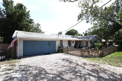 915 Dempsey St, Clearwater, FL 33756