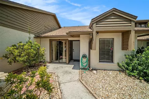 1923 Bayshore Ct, Safety Harbor, FL 34695