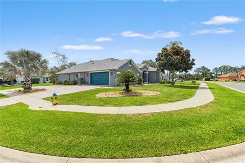 Exterior - 450 Castille Dr, Spring Hill, FL 34608 photo 4 of 14