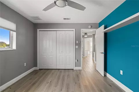 Bedroom - 450 Castille Dr, Spring Hill, FL 34608 photo 6 of 9