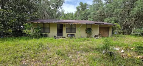 4381 Mixon Dr, Deland, FL 32724