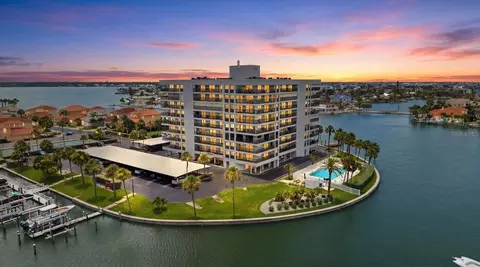 1651 Sand Key Estates Ct #31, Clearwater, FL 33767