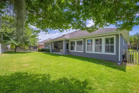 Exterior - 1210 Lorea Ln, Brandon, FL 33511 photo 2 of 8