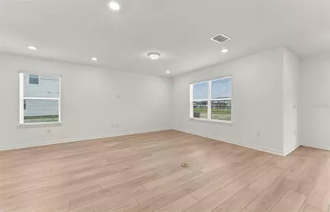 Living - 11334 Meadow River Way, Parrish, FL 34219 photo 2 of 3
