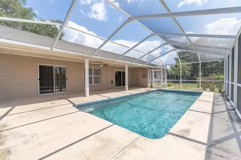 Exterior - 10419 Crestfield Dr, Riverview, FL 33569 photo 7 of 11
